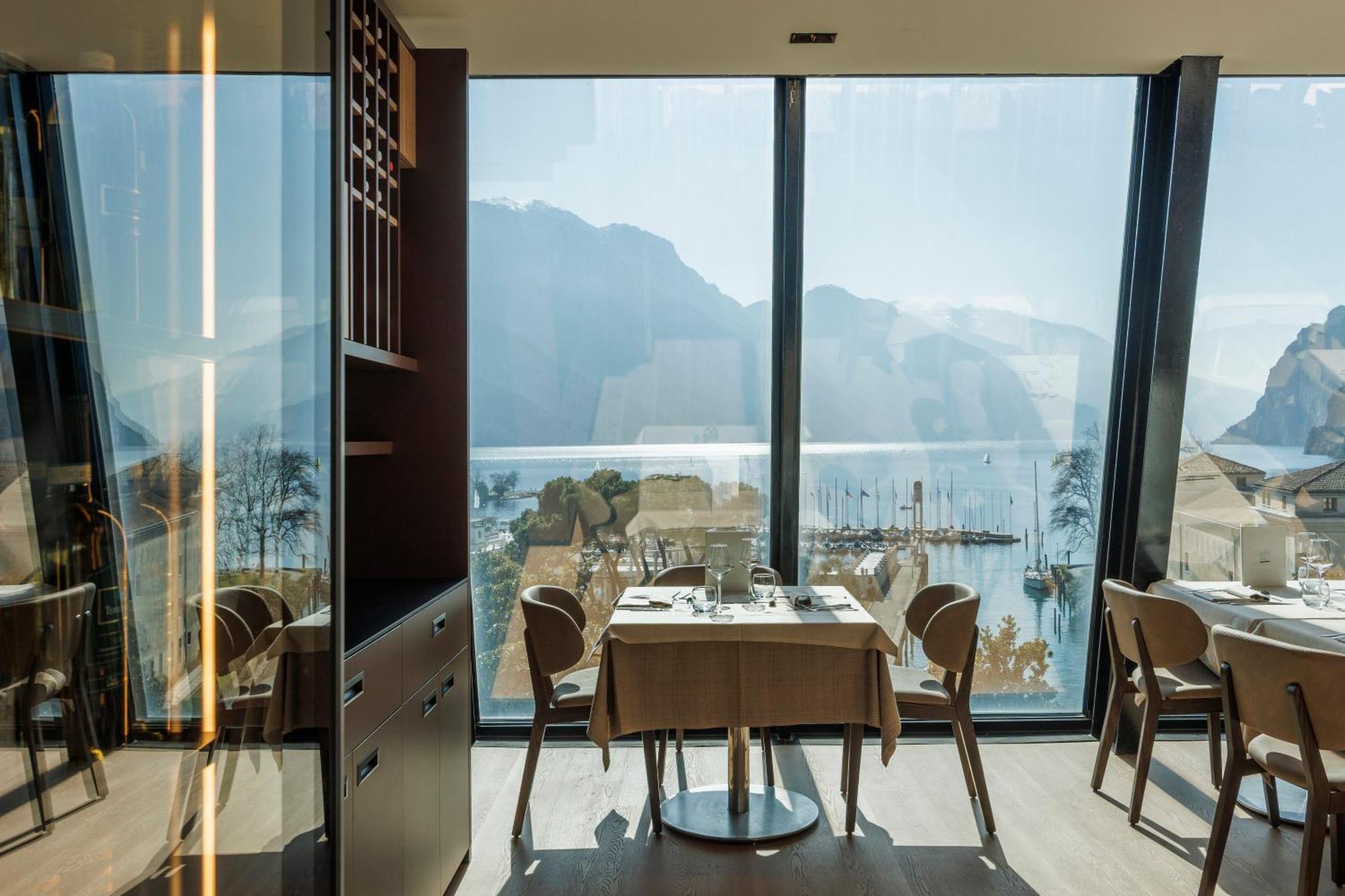 Grand Hotel Riva Exterior foto